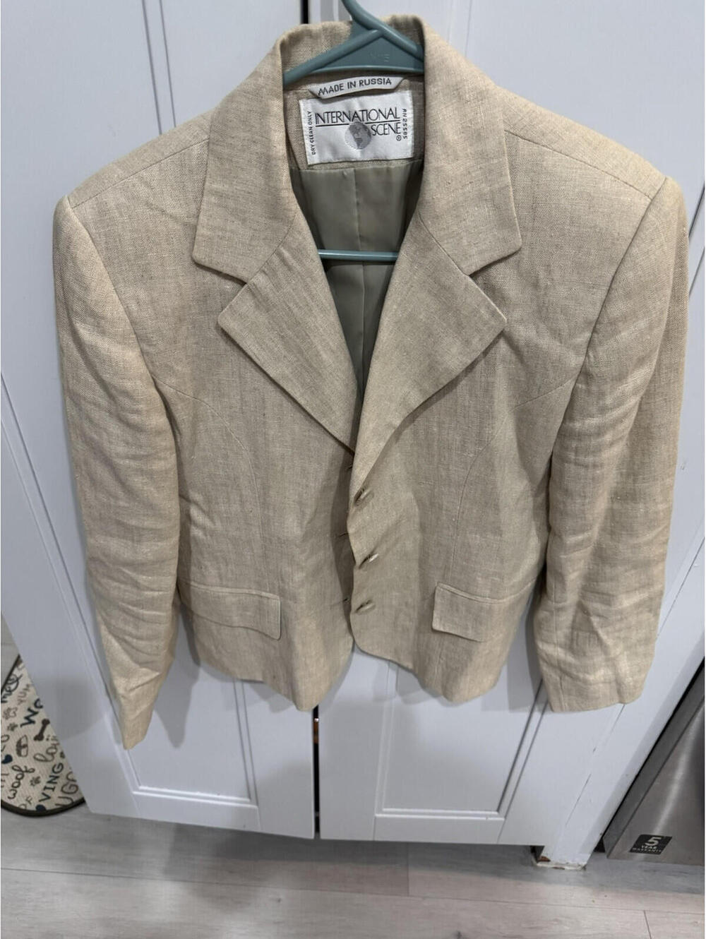 Woman’s Suit Jacket Size 6